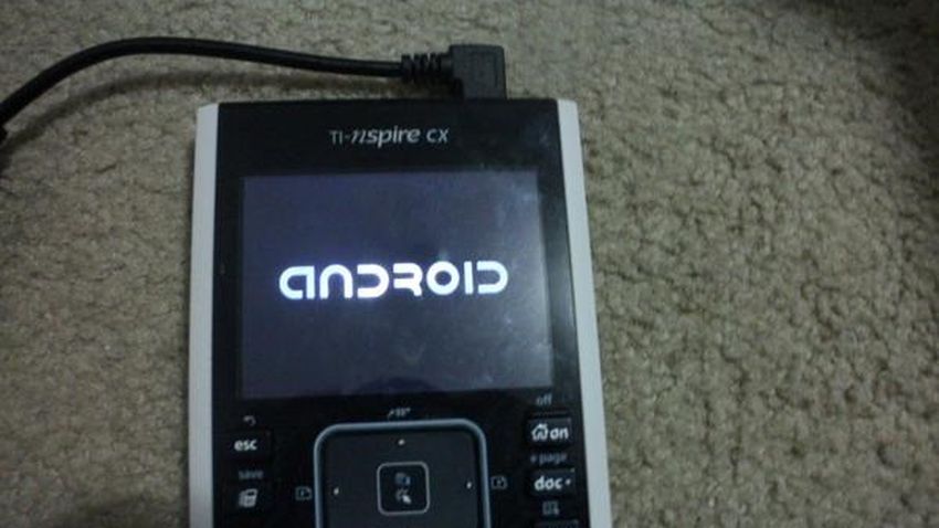 Android uruchomiony na kalkulatorze