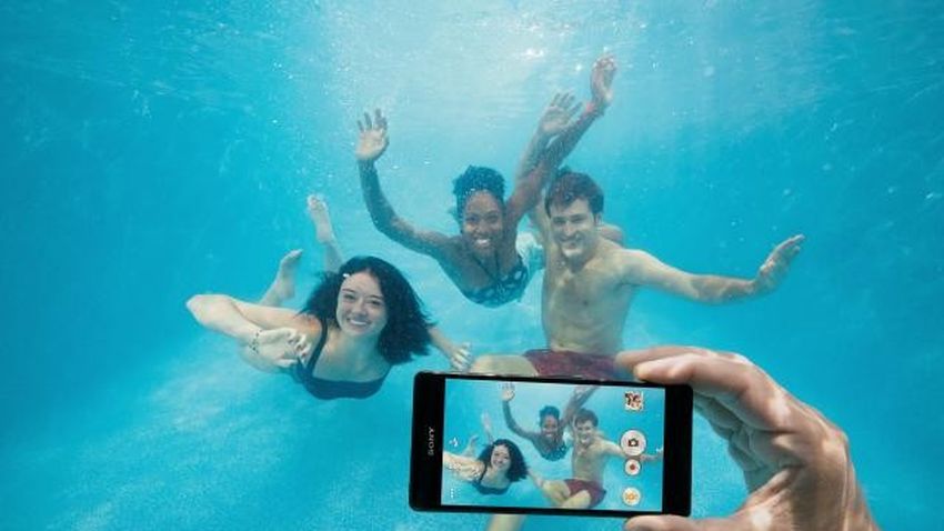 Korzystanie ze smartfonów Sony pod wodą unieważnia gwarancję