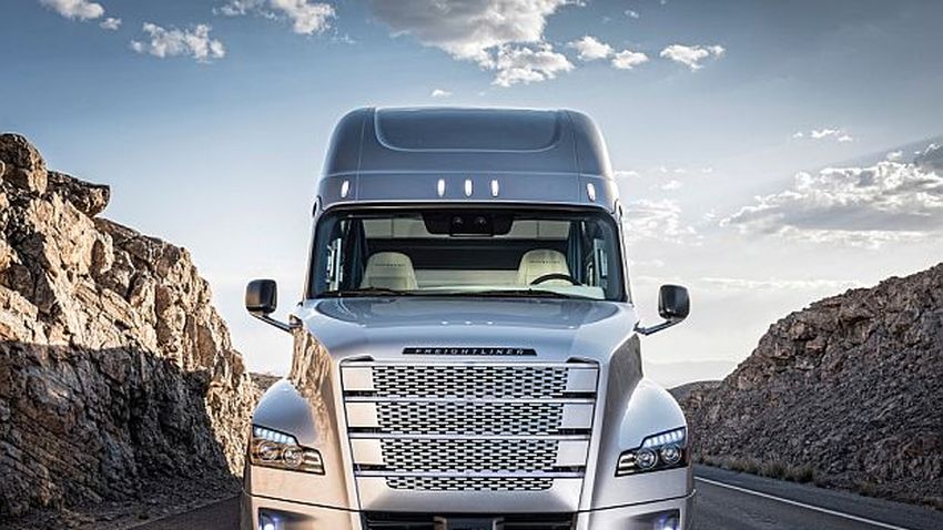Wielka Brytania dopuści do jazdy autonomiczne ciężarówki