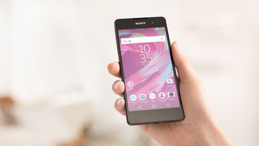 Sony Xperia E5 oficjalnie - kompaktowy smartfon z LTE i aparatem 13 Mpix
