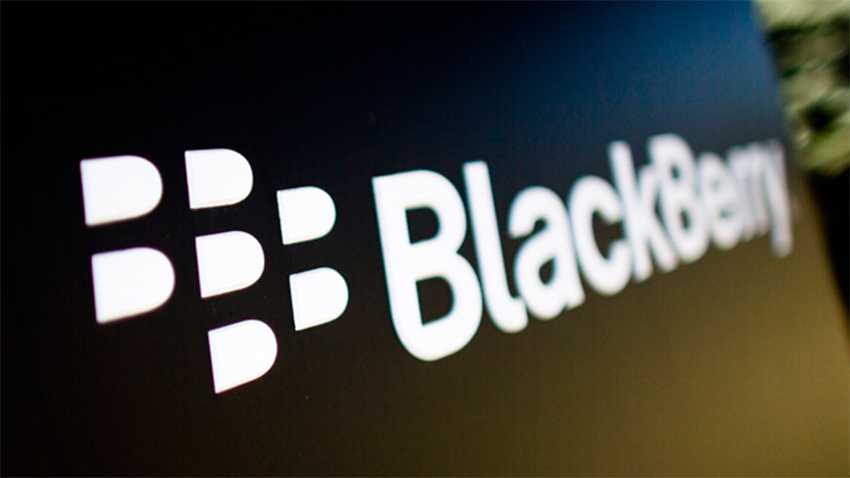 BlackBerry notuje kolejne straty